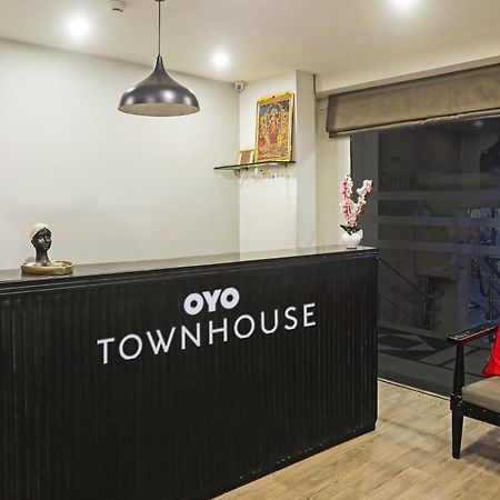 Townhouse Near Secunderabad Railway Station, Yashoda Hospital, Patny Centre Bagian luar foto