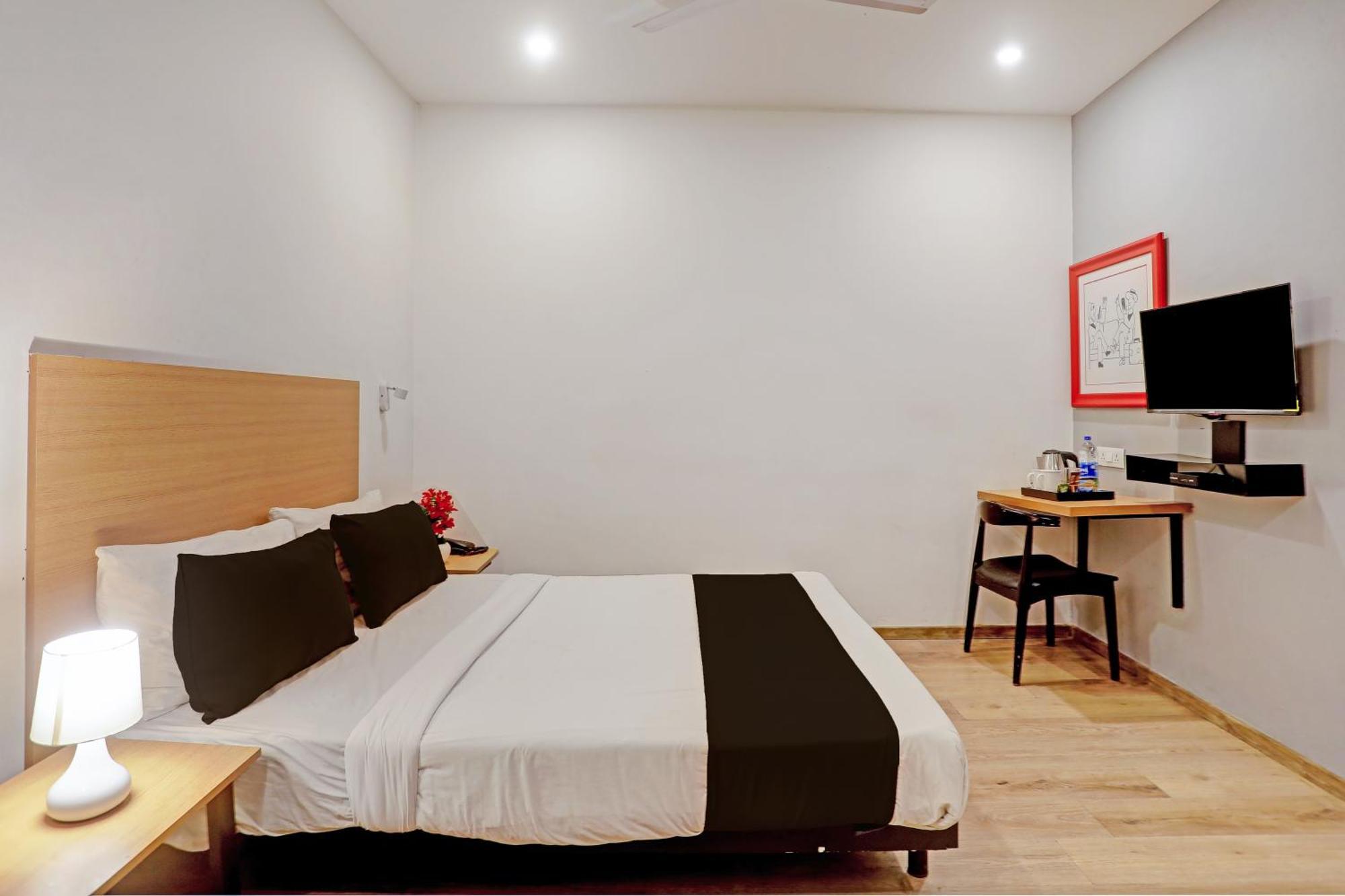 Townhouse Near Secunderabad Railway Station, Yashoda Hospital, Patny Centre Bagian luar foto